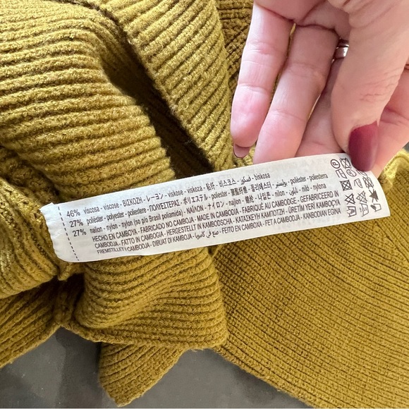 Zara Rib MocNeck Green Sweater Sz: S - Picture 7 of 9